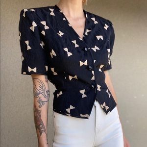Vtg 80’s glam silk bow print puff sleeve blazer